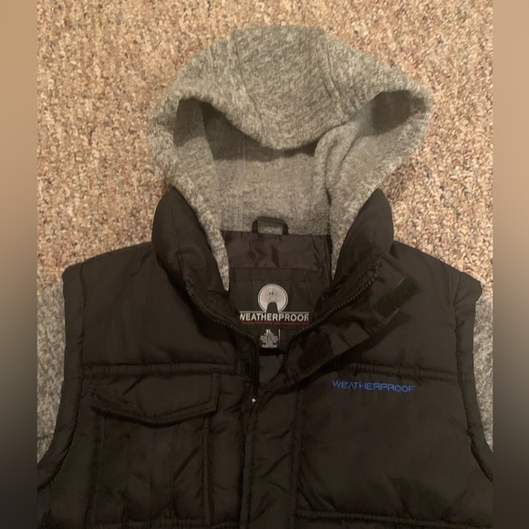 Weatherproof- Boys vest jacket. XL 18/20. - Picture 1 of 3